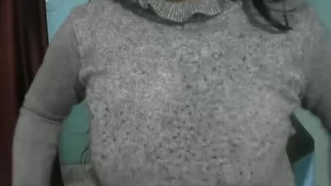 Snapshot of indiananu23 chatting on 01.15.25 indiananu23 online show from 01.15.25