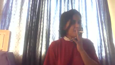 Snapshot of indiancutiexo chatting on 10.10.25 indiancutiexo online show from 10.10.25