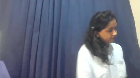 Snapshot of indiancutiexo chatting on 10.12.25 indiancutiexo online show from 10.12.25