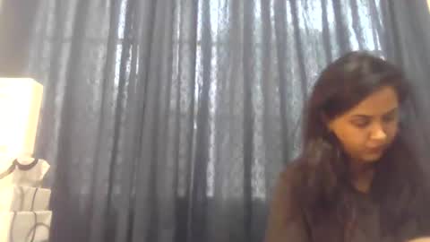 Snapshot of indiancutiexo chatting on 10.16.25 indiancutiexo online show from 10.16.25