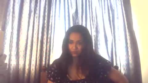 Snapshot of indiancutiexo chatting on 11.10.25 indiancutiexo online show from 11.10.25