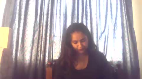 Snapshot of indiancutiexo chatting on 11.17.25 indiancutiexo online show from 11.17.25