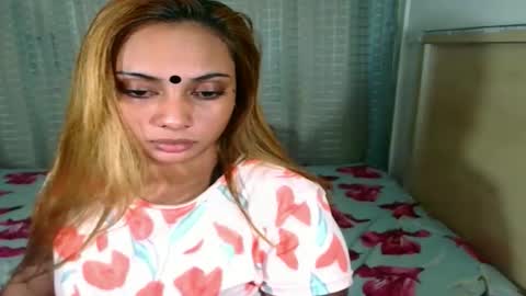 Snapshot of indiansecretlove20 chatting on 09.16.25 goddess online show from 09.16.25