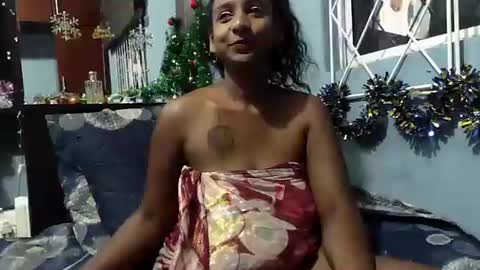 Snapshot of indiantina01 chatting on 12.29.24 tina online show from 12.29.24