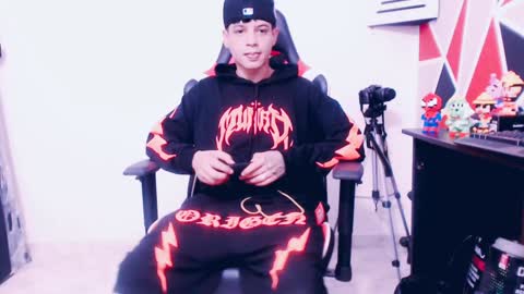 Snapshot of indomitablebeast chatting on 01.15.25 matias online show from 01.15.25