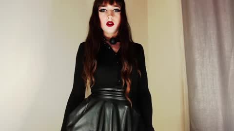 Snapshot of infinity_of_love chatting on 12.17.24 Jeremy online show from 12.17.24