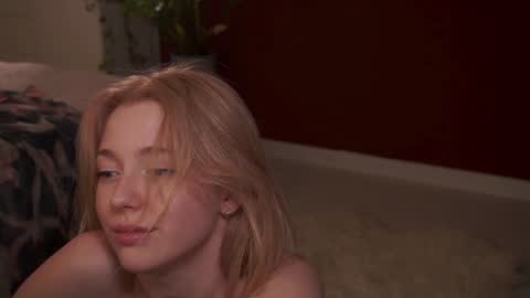 Snapshot of infinitysoul_ chatting on 12.17.24 Alexa..  Inst     Fansly infinitysoul  online show from 12.17.24