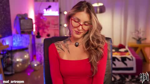 Snapshot of informal_ chatting on 10.17.25 MAL ---  online show from 10.17.25