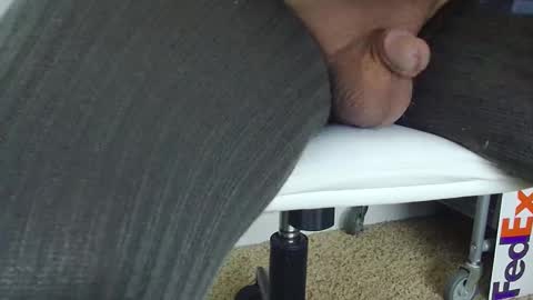 Snapshot of injmolder2 chatting on 02.08.25 Hanging Out online show from 02.08.25