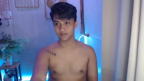 Snapshot of innocent_neil143 chatting on 12.17.24 Neil online show from 12.17.24