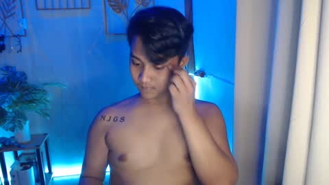 Snapshot of innocent_neil143 chatting on 12.17.24 Neil online show from 12.17.24