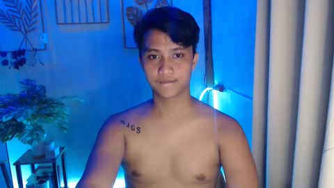 Snapshot of innocent_neil143 chatting on 12.18.24 Neil online show from 12.18.24