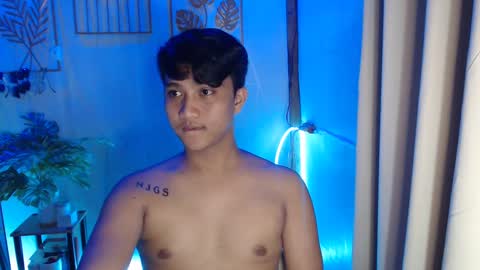 Snapshot of innocent_neil143 chatting on 12.19.24 Neil online show from 12.19.24