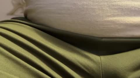 Snapshot of intressiert chatting on 01.20.25 intressiert online show from 01.20.25