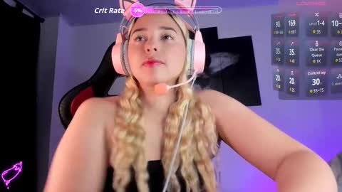 Snapshot of iris3019 chatting on 10.19.25 iris online show from 10.19.25