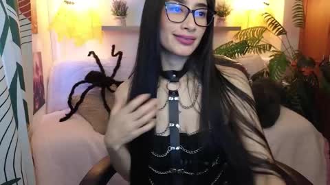 iris  online show from 10.21.25