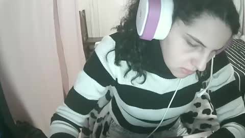 Snapshot of irisgamow chatting on 09.08.25 Iris online show from 09.08.25