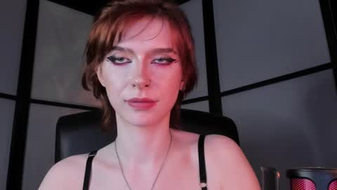 Snapshot of irisice chatting on 12.10.24 Miss Iris Fansly Miss Iris new inst.  online show from 12.10.24