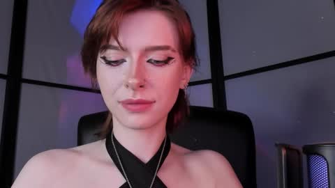 Snapshot of irisice chatting on 12.12.24 Miss Iris Fansly Miss Iris new inst.  online show from 12.12.24