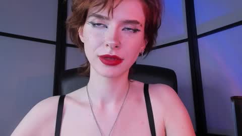 Snapshot of irisice chatting on 12.30.24 Miss Iris Fansly Miss Iris new inst.  online show from 12.30.24