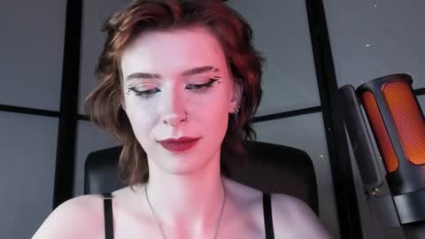 Snapshot of irisice chatting on 01.22.25 Miss Iris Fansly Miss Iris new inst.  online show from 01.22.25