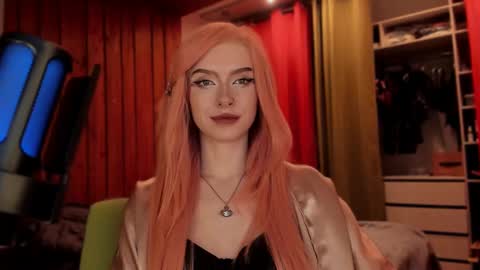 Snapshot of irisice chatting on 03.05.25 Miss Iris Fansly Miss Iris new inst.  online show from 03.05.25