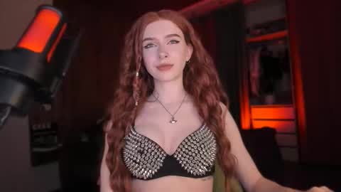 Snapshot of irisice chatting on 10.28.25 Miss Iris Fansly Miss Iris new inst.  online show from 10.28.25