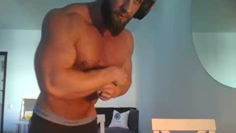 Snapshot of ironpumper69 chatting on 02.03.25 Ironpumper69 online show from 02.03.25