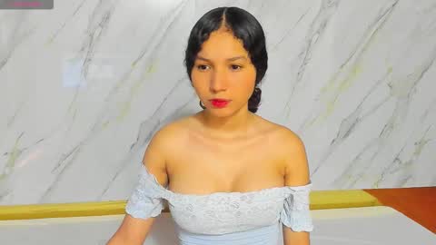 isabella_motero online show from 10.21.25