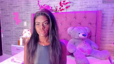 Snapshot of isabellabroms21 chatting on 02.20.25 v online show from 02.20.25