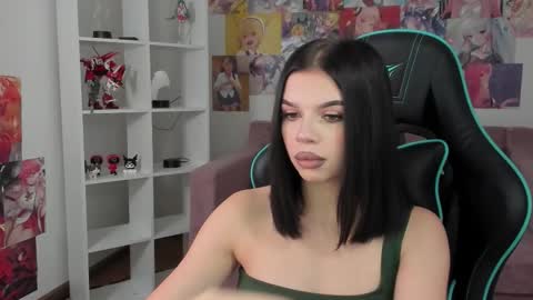 isabellevale online show from 10.02.25