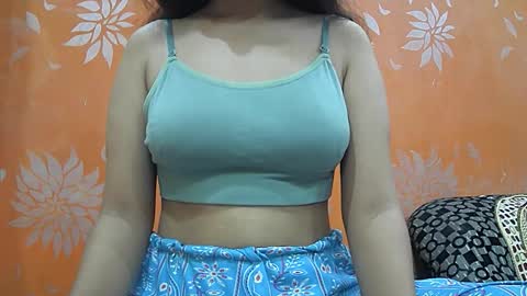 ishika_singh_ online show from 10.08.25