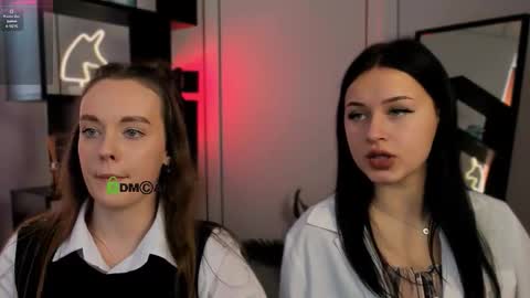 Snapshot of isla_dior chatting on 10.07.25 isla_dior online show from 10.07.25