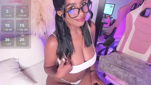  Isa Goddes  online show from 10.04.25