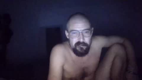 Snapshot of isso7 chatting on 10.29.25 isso7 online show from 10.29.25