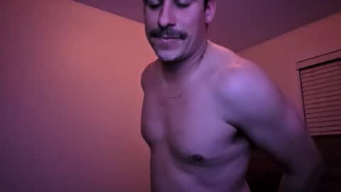 Snapshot of italian_python chatting on 11.17.25 italian_python online show from 11.17.25