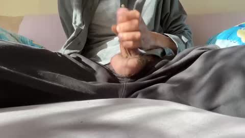 Snapshot of iuuuf2 chatting on 01.15.25 Iuuuf2 or Samel online show from 01.15.25