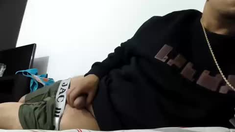 Snapshot of ivanfpc93 chatting on 10.10.25 ivanfpc93 online show from 10.10.25