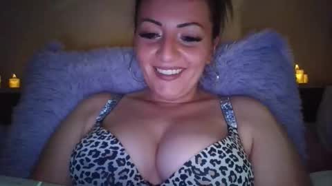Ivanna online show from 10.15.25