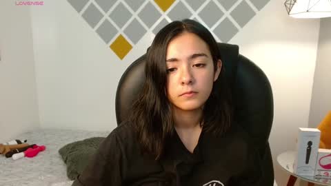 Snapshot of ivy_gail chatting on 01.10.25  IVY online show from 01.10.25