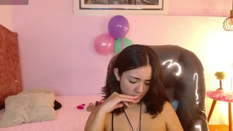 Snapshot of ivy_gail chatting on 01.28.25  IVY online show from 01.28.25