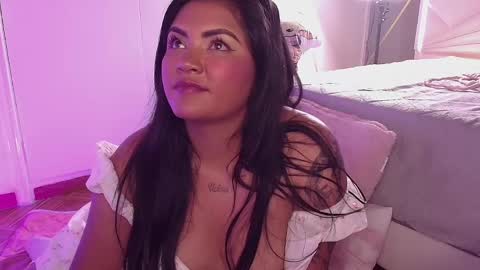 Snapshot of ivy_soul chatting on 03.10.25 IVY online show from 03.10.25