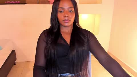 Snapshot of ivybliss8 chatting on 12.20.24 i v y  b l i s s online show from 12.20.24