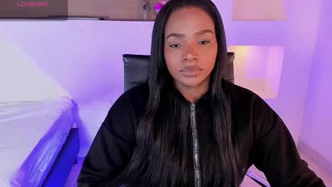 Snapshot of ivybliss8 chatting on 02.04.25 i v y  b l i s s online show from 02.04.25