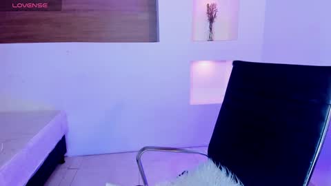 Snapshot of ivybliss8 chatting on 02.27.25 i v y  b l i s s online show from 02.27.25