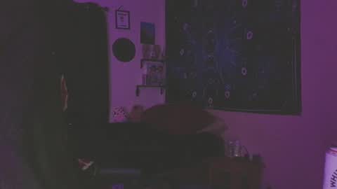 Snapshot of ivyy_sinss chatting on 09.13.25 Amiee online show from 09.13.25