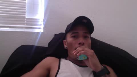 Snapshot of j0nnyk1ng chatting on 02.10.25 Mugen online show from 02.10.25