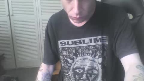 Snapshot of j3rkz chatting on 01.06.25 J3RKZ online show from 01.06.25