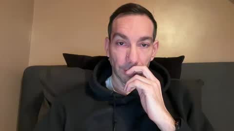 Snapshot of j_dc chatting on 01.28.25 j_dc online show from 01.28.25