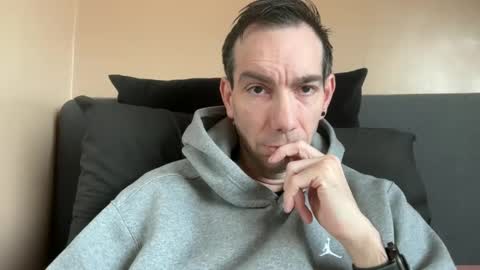 Snapshot of j_dc chatting on 03.05.25 j_dc online show from 03.05.25